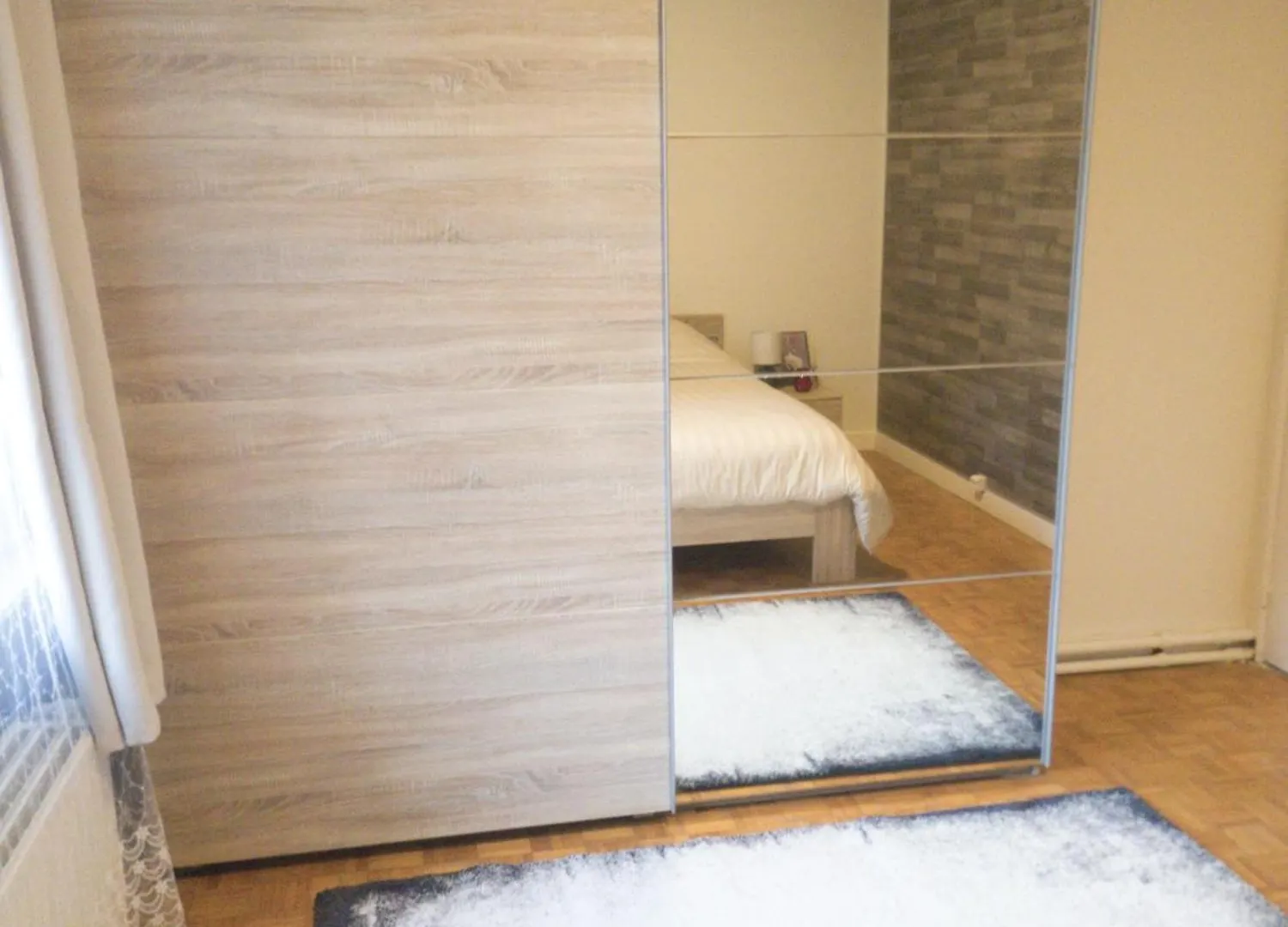 Room For Rent In Antwerpen אנטוורפן
