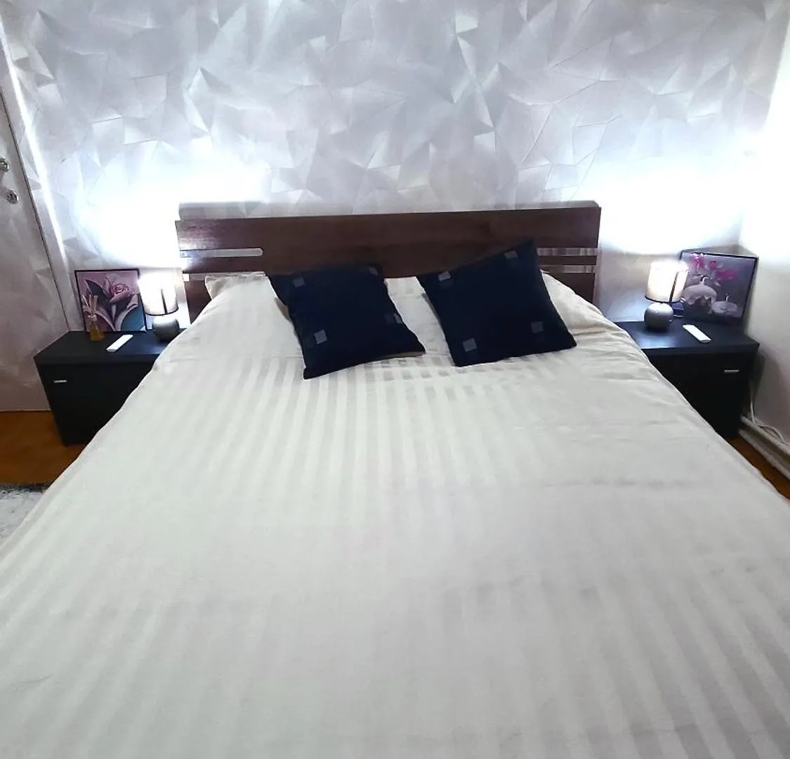 Room For Rent In Antwerpen 0*, אנטוורפן בלגיה