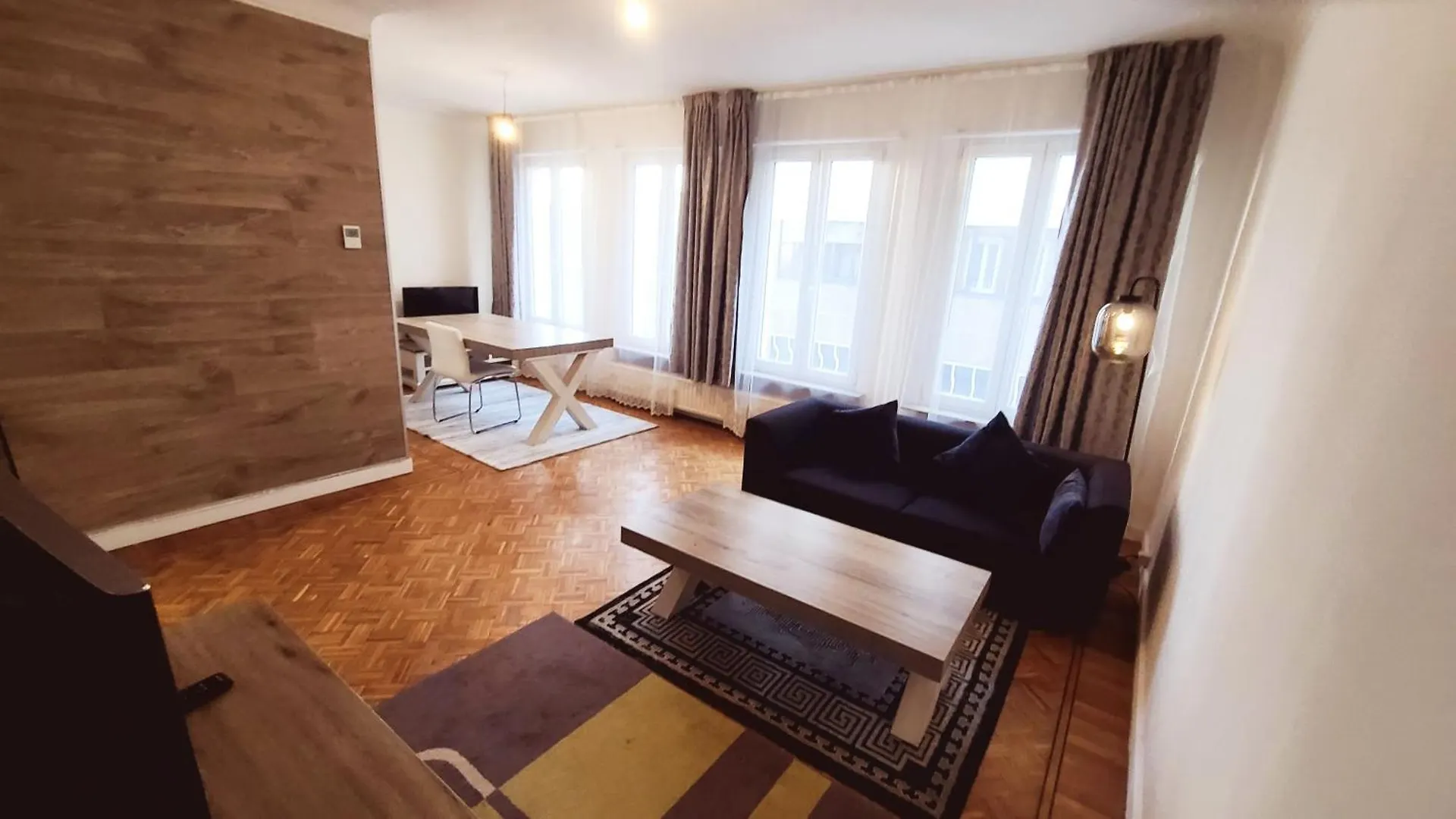 Room For Rent In Antwerpen 0*, אנטוורפן בלגיה